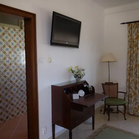 Panzió Casa Tres Palmeiras *